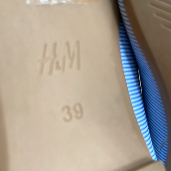 H&M Seersucker Ballet Flats - 8 (US) 39 (EU) - Picture 7 of 8